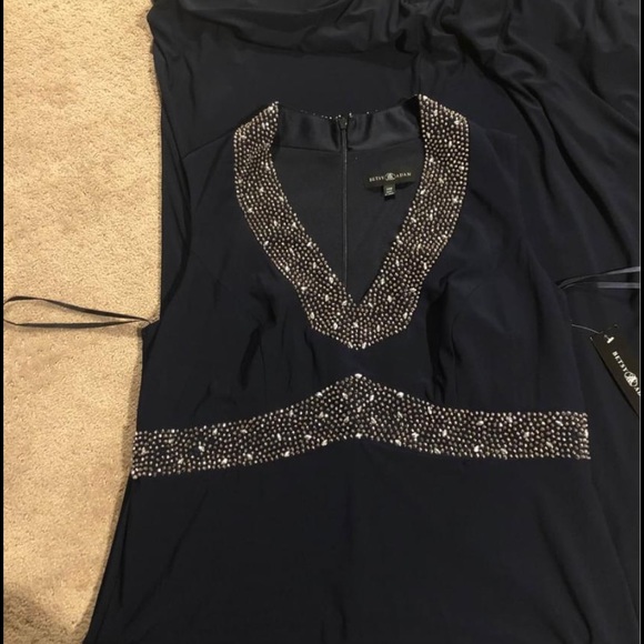 Evening dress - Picture 8 of 10